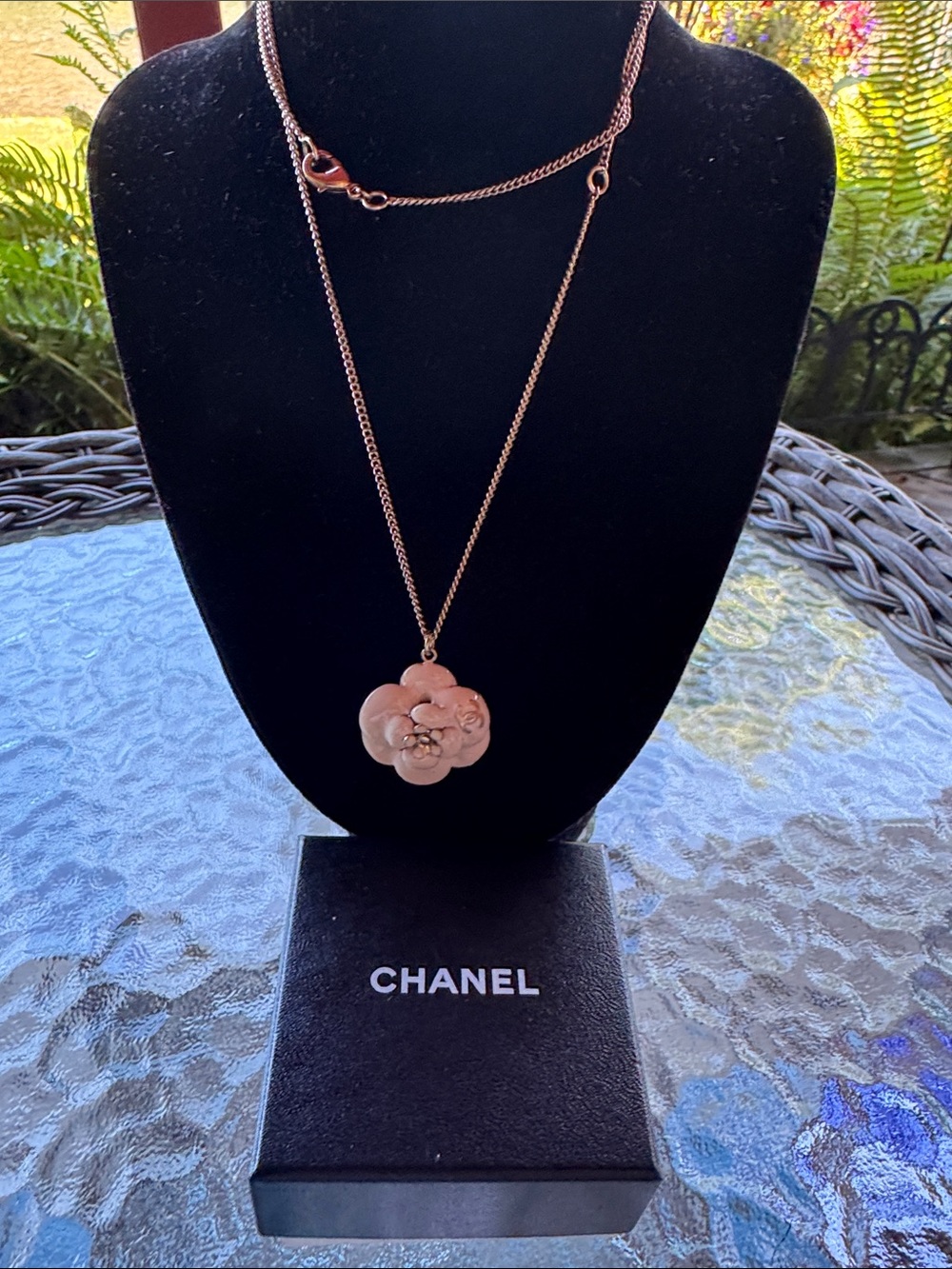 CHANEL Rose-Gold Camellia Adjustable Pendant Necklace with Slight Pink Flower